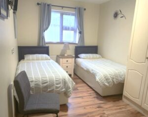 twin room, caherciveen bed and breakfast southern sun, ring of kerry, kerry way